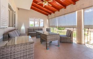 Amazing Home In Gornje Rastane