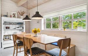 3 Bedroom Beautiful Home In Gørlev