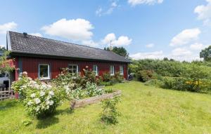 Beautiful Home In Slangerup With Wifi