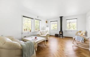 Beautiful Home In Slangerup With Wifi