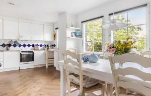 Beautiful Home In Slangerup With Wifi