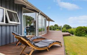 3 Bedroom Lovely Home In Ebeltoft