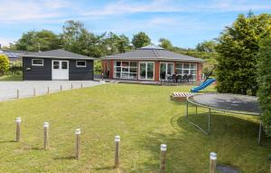 Nice Home In Ebeltoft With Sauna