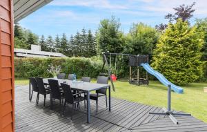 Nice Home In Ebeltoft With Sauna