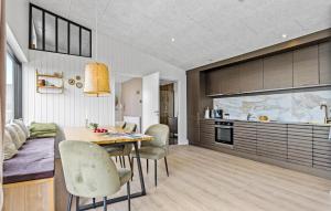 4 Bedroom Gorgeous Home In Sjølund