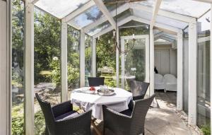 1 Bedroom Stunning Home In Svendborg