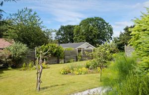 2 Bedroom Awesome Home In Otterup