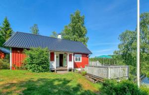 3 Bedroom Cozy Home In Mellerud