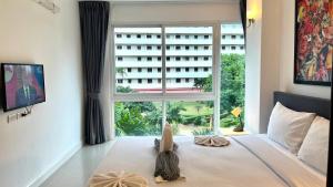 632 - Large 1 Bedroom1bathroom 1 Km Walking To Patong Beach