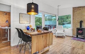 Gorgeous Home In Kalundborg With Wifi