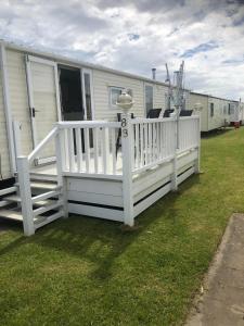 3 Bedrooms, 8 Berth Caravan, Lyons Robin Hood in Rhyl