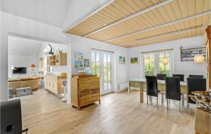 Holiday Home Spøttrup - 04