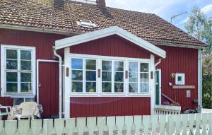 Amazing Home In Sävsjö With Wifi