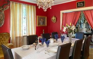 Amazing Home In Sävsjö With Wifi