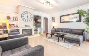 Lovely Home In Santa Pola