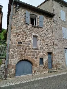 Maison de Madeleine - Mazan-lʼAbbaye