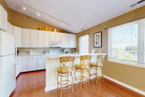 Spring Lake --- 38131 West Drive #726