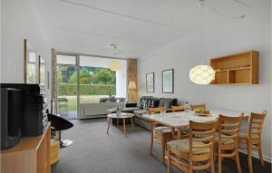 Stunning Apartment In Faaborg