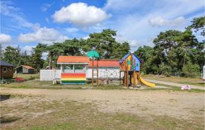 Nice Home In Nexø With Wifi