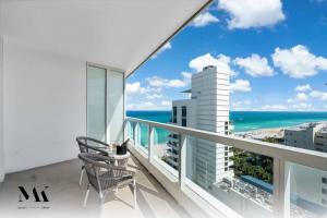 FontaineBleau, Balcony w Ocean plus Bay and City View