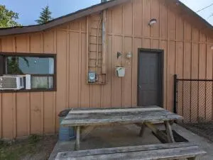 Tiny Wood Cottage 06 - Tiny