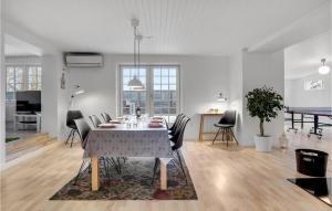 Four-Bedroom Holiday Home In Otterup