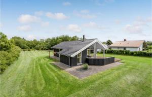 Beautiful Home In Højslev With Wifi