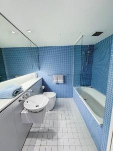 Chic Modern Oasis - Steps from Darling Harbour