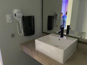 AUTO HOTEl MONTE CARLO