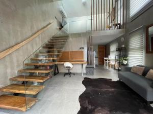 Cozy Romantic Loft with private Onsen - 4hvězdičkové hotely ve městě Amadeo