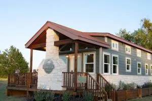Beautiful Tiny Home Cabin perfect for families! - Jonah