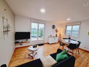 Gîte de Charme avec Jardin Privé, Proche de Lille et Hazebrouck, Idéal pour Familles et Cyclistes - FR-1-510-209