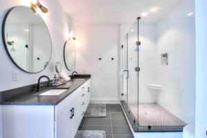LUXURIOUS MORDEN LOFT Huge Rooftop & Skyline Views