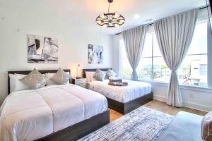 LUXURIOUS MORDEN LOFT Huge Rooftop & Skyline Views