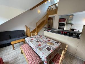 Appartements Appartement duplex avec vue, parking et Wifi - FR-1-787-6 : photos des chambres