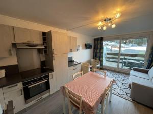 Appartements Charmant Studio au Coeur de la Station avec Terrasse ensoleillee et Proximite Commerces et Pistes - FR-1-787-30 : photos des chambres