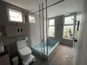 Romantic, Comfy Loft with Private Onsen