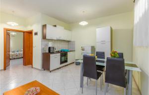 Nice Apartment In Pula With Wifi