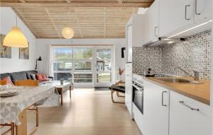 1 Bedroom Cozy Home In Humble
