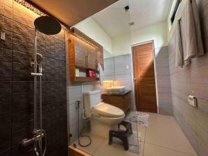 Chic Suite with Mountain View and Zen Room Access