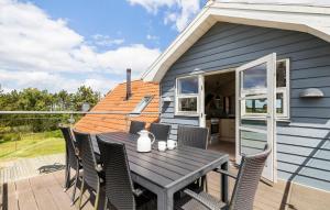 Amazing Home In Glesborg With Sauna