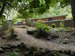 Alpine Creek House and Cabin - Booroolite