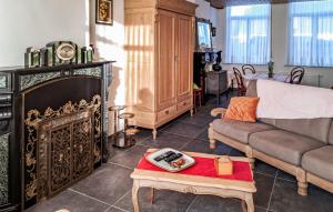 Cozy Home In Oostvleteren With Wifi