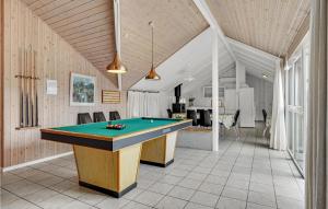 Cozy Home In Væggerløse With Sauna