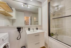 T1 bis proche Orly et paris 4 voyageurs