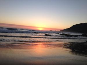 Knysna Lodge - Self Catering Unit with Woodfired Hot Tub