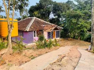 BS Homestay - Suntikoppa