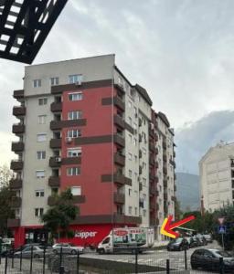Apartment 28