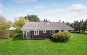 Nice Home In Rødby With Sauna