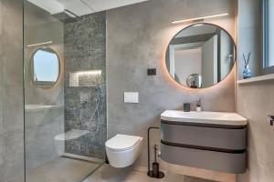 Casa Marta with Pool and Sea View